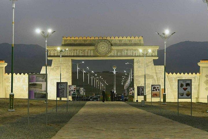 Tour Von Samarkand Nach Tadschikistan : Sieben Seen