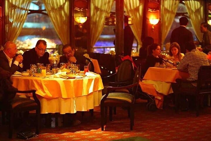Luxury Nile Dinner Cruise with Entertainment in Cairo