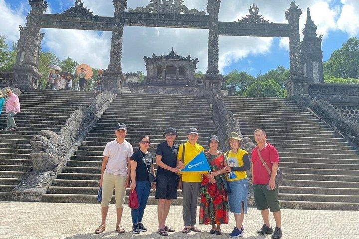 フエ市内プライベートツアー：インペリアル城塞、ティエンムーパゴダ＆ランチ