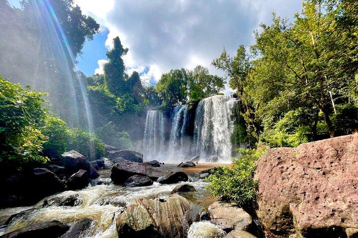 Phnom Kulen vattenfall och 1000 Lingas med snacks