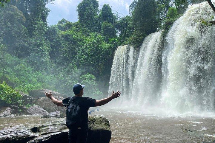 Phnom Kulen vattenfall och 1000 Lingas med snacks