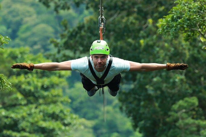 Extreme Zipline Tour em Monteverde