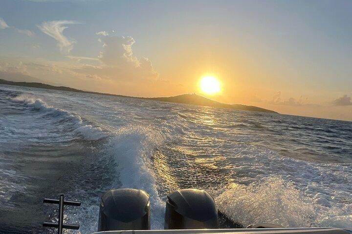 Private Sunset Escape: Ein Inselparadies segeln