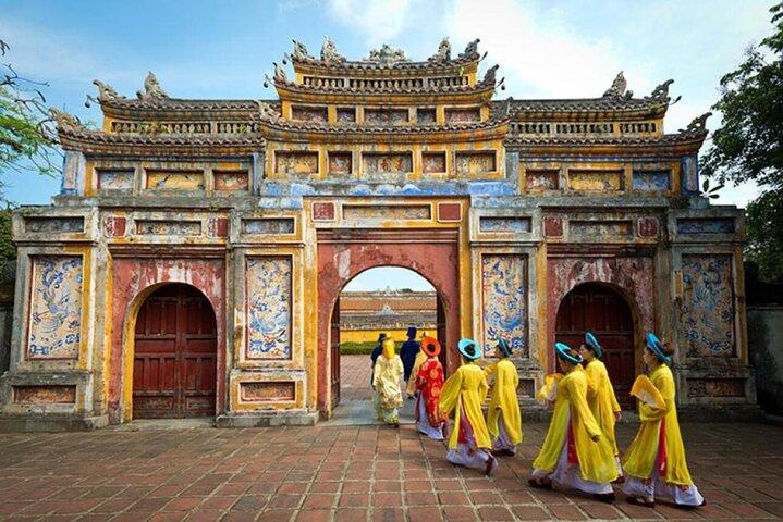 Excursión de un día completo al paso de Hai Van y la ciudad de Hue desde Da Nang Hoi An