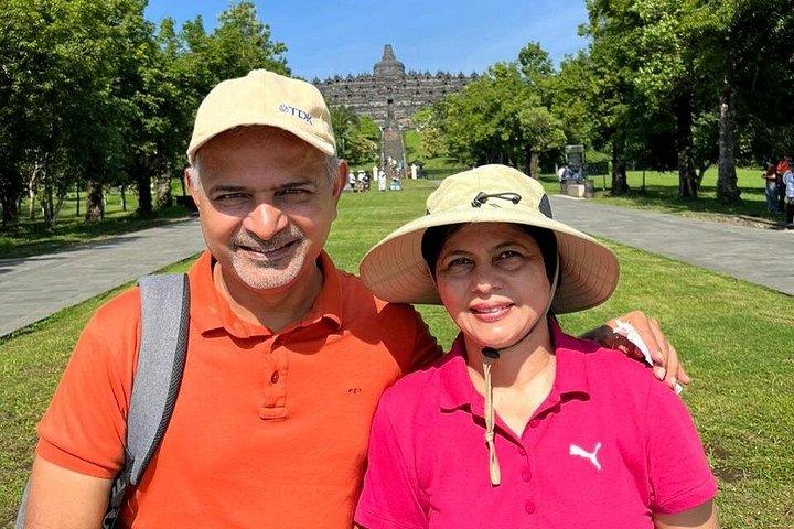1-Day Private Yogyakarta Car Charter with Experienced Driver