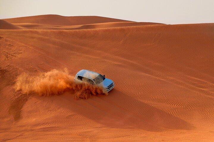 Safari do Deserto de Doha: Quad Bike, Camelos, Sandboard & Mar Interior