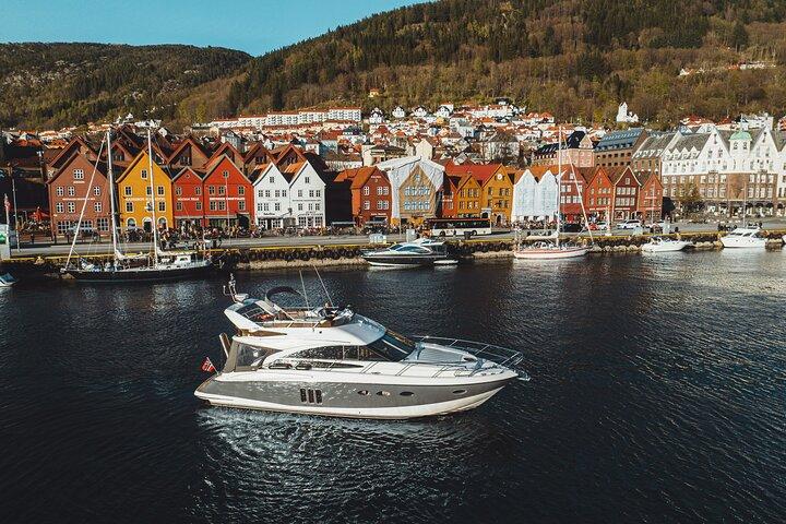 Privat yacht aften krydstogt i Bergen, herunder champagne