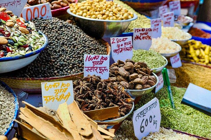 Tour privato dello shopping di Delhi Chandni Chowk Markets & Hidden Bazaar