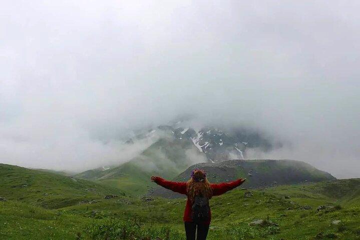 Anmeldelse af Easy Hike Getaway: Kazbegi & Juta