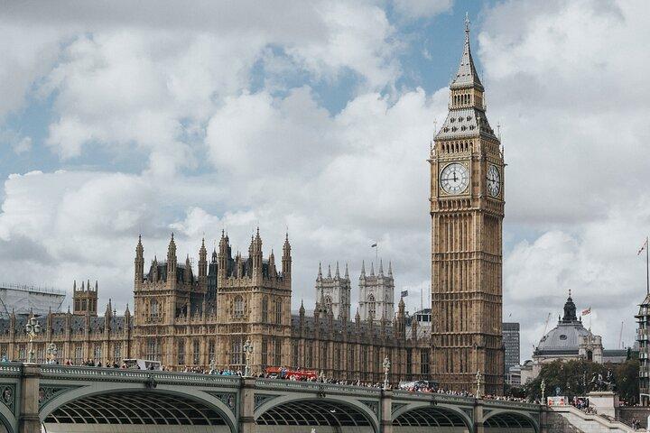 ロンドンからサウサンプトン港またはホテルへのプライベート送迎