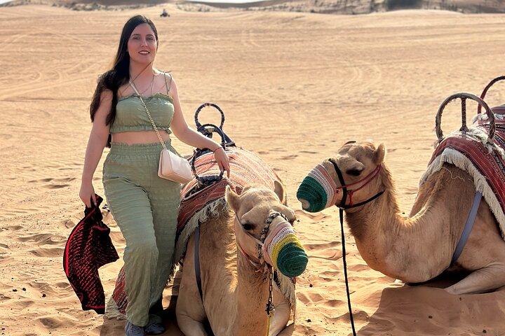 Dubai Privé ochtendsafari met kameelrit