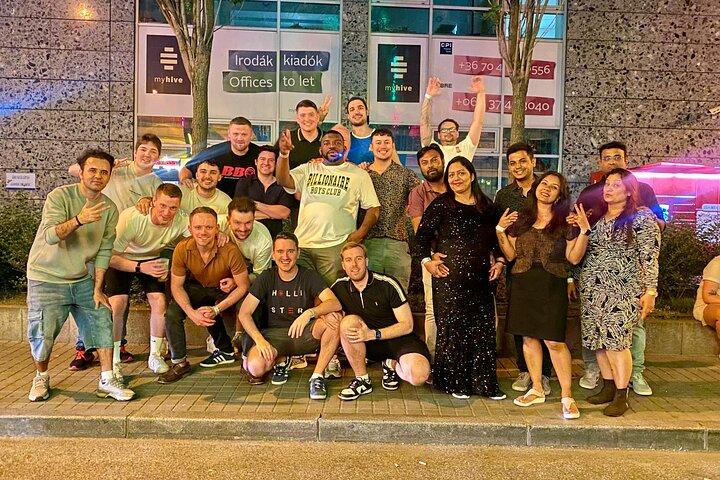 Budapest Pub Crawl & Ruin Bar Tour – Coups gratuits et entrée VIP