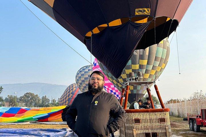 Balloon Flight with Breakfast and Transportation Option from CDMX