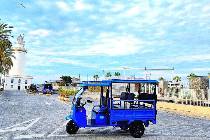 Malaga: Tour in tuk tuk