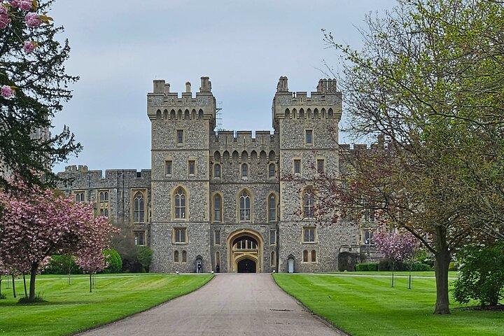 Traslado desde Heathrow a Southampton vía Windsor y Stonehenge