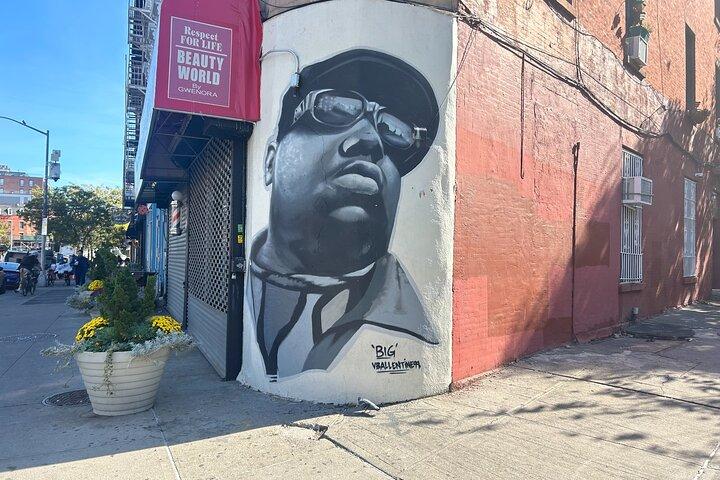 悪名高いウォーキングツアー: Biggie Smalls' Life & Legacy in Brooklyn