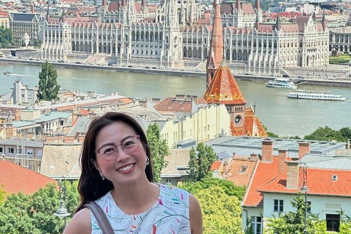 Visita guiada privada de un día completo a Budapest y Bratislava