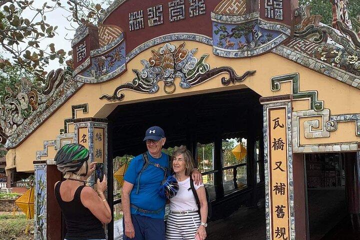 Hue Cycling Tour Thanh Toan Bridge An Bang Village Cidade do Fantasma