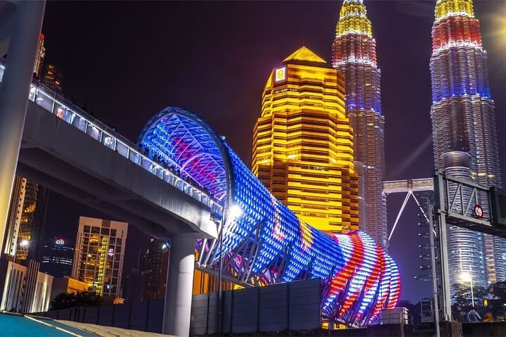 Kuala Lumpur Night Tour with Saloma Bridge
