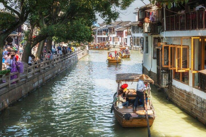 Visite privée de 2 jours de la ville aquatique de Zhujiajiao, Shanghai et Suzhou