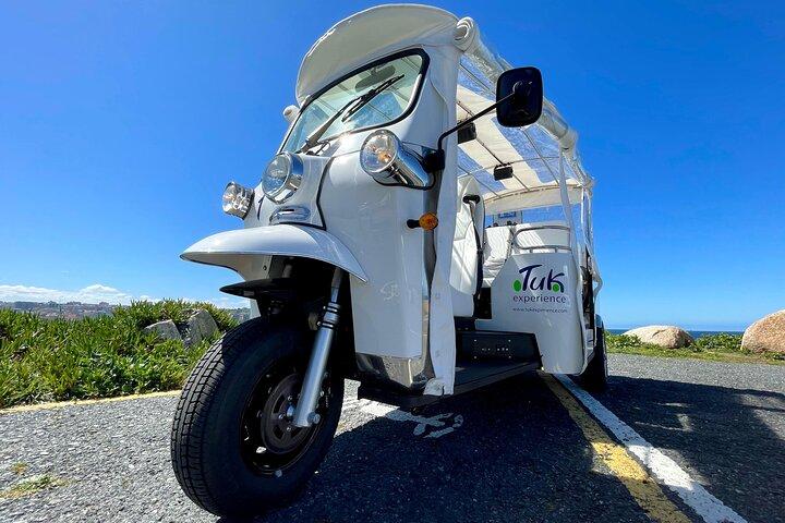 Descubre Coruña Tour Privado de 1 hora en Tuk tuk