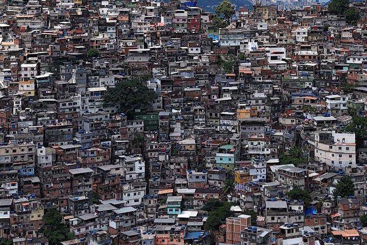 Auténtica experiencia de caminar por la Favela de Rocinha con un guía local