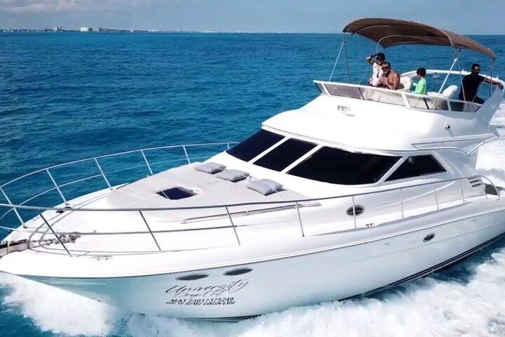 Mieten Sie eine private 46-Fuß-Yacht in Cancún