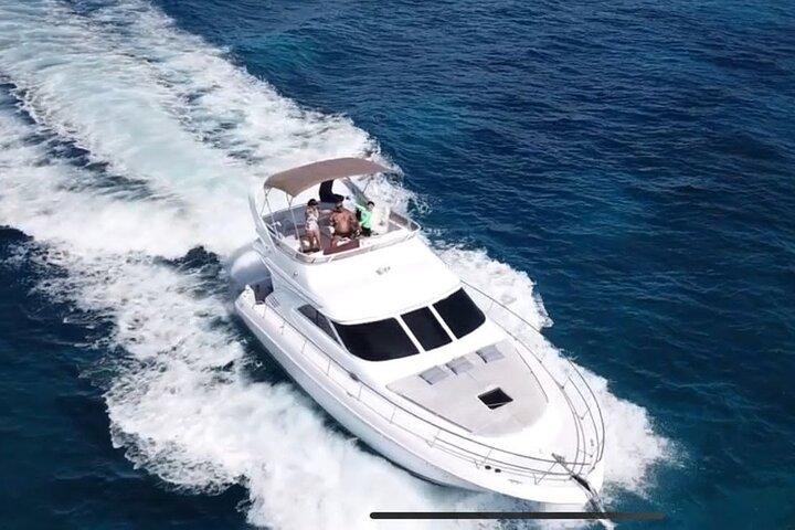 Alugar um iate privado de 46ft em Cancún