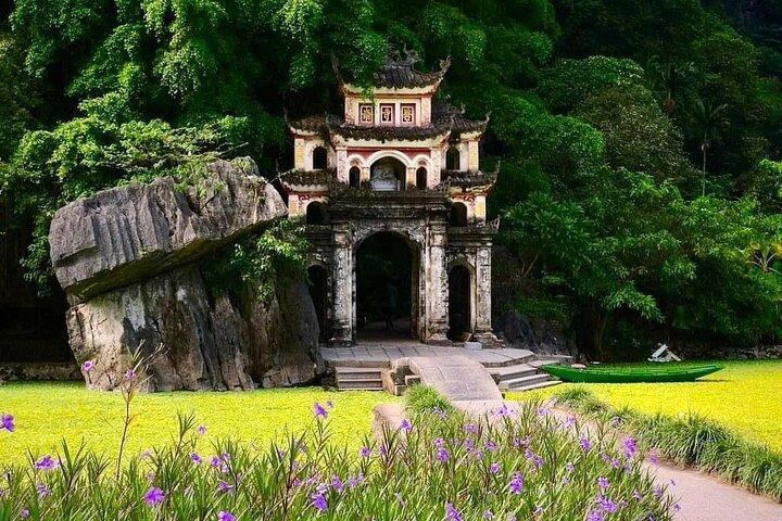Lyx Ninh Binh Day Tour: Upptäck Trang An, Bich Dong, Mua Cave