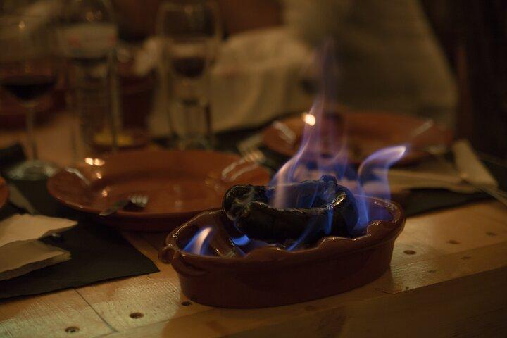 Lisbon : Tapas & Drinks with Fado Live Performance （リスボン：タパス＆ドリンク＆ファドライブパフォーマンス）