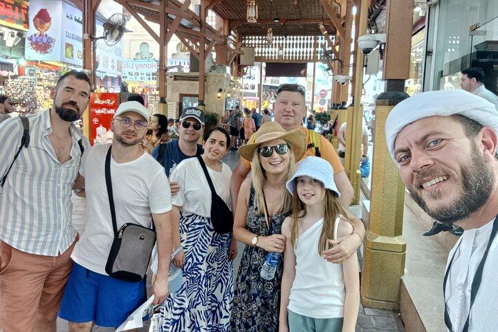 Tour a piedi Dubai Old Town Souks Museum e Street Food