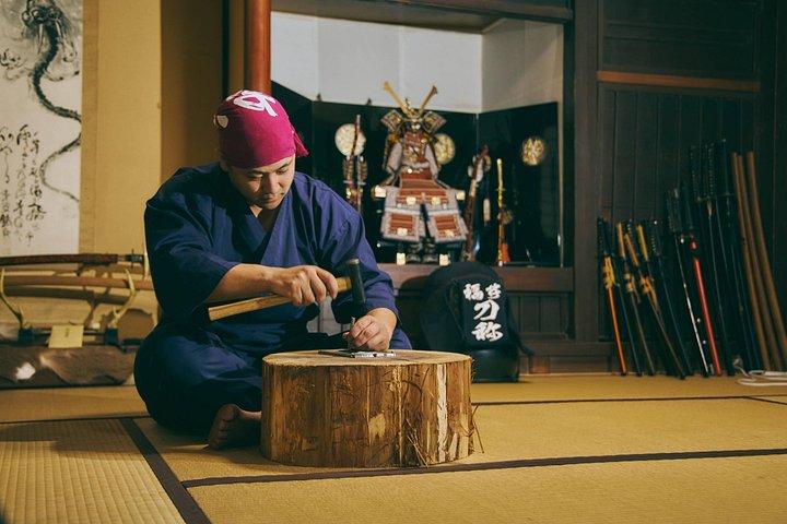 Ein authentisches Messerbau-Erlebnis bei einem Schmied in Kyoto