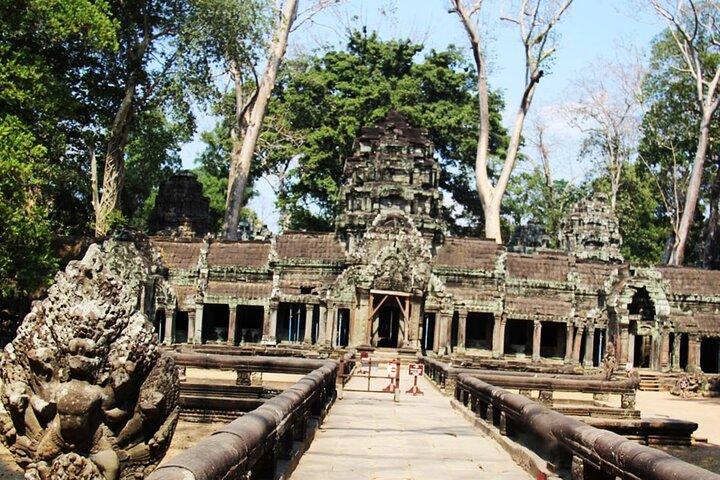 Angkor Sunrise Adventure Private Tour