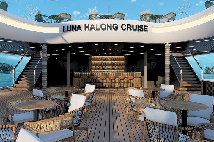 Luna Cruise: En premium luksus dag cruise fra havnen til Halong Bay