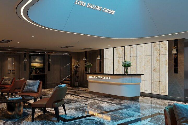 ルナクルーズハロン湾： ハノイ発ベストラグジュアリー日帰りツアー