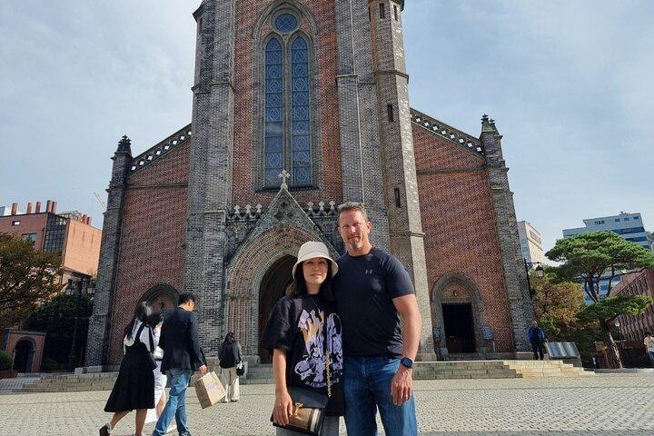 Visite privée à pied de l'église catholique de Séoul Myeongdong