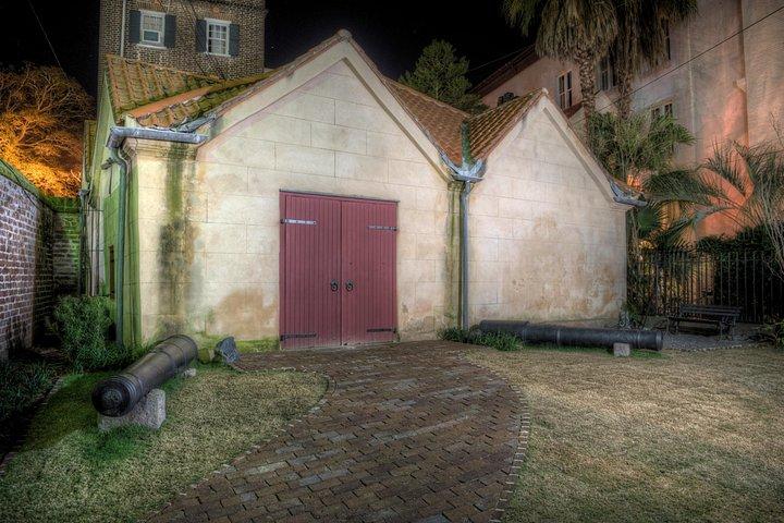Visite des fantômes de la mort et de la dépravation à Charleston