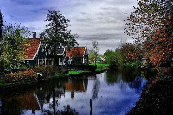 Amsterdam E Bike Tour to the Windmills of Zaanse Schans