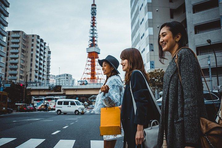 東京の隠れた路地を巡るセルフガイドツアー