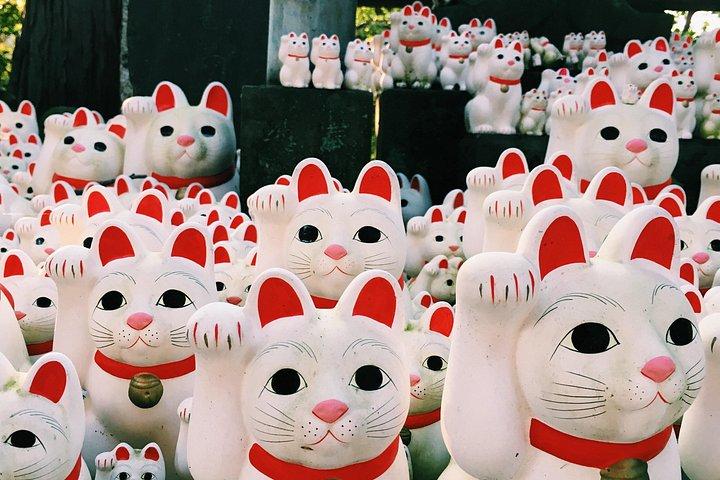 東京の隠れた路地を巡るセルフガイドツアー
