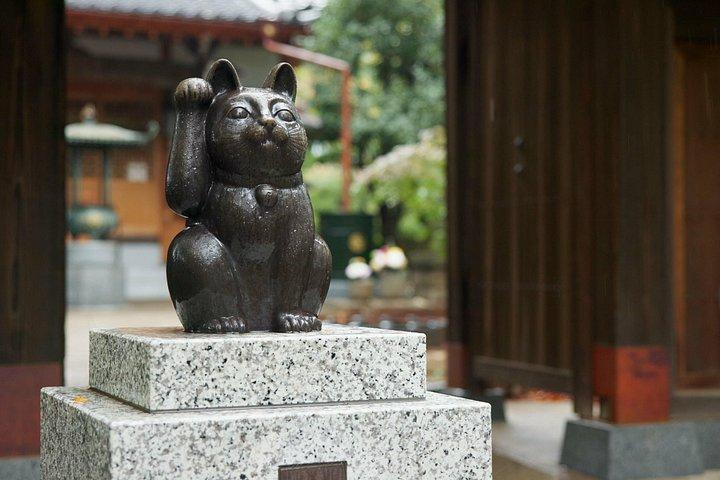 東京の隠れた路地を巡るセルフガイドツアー