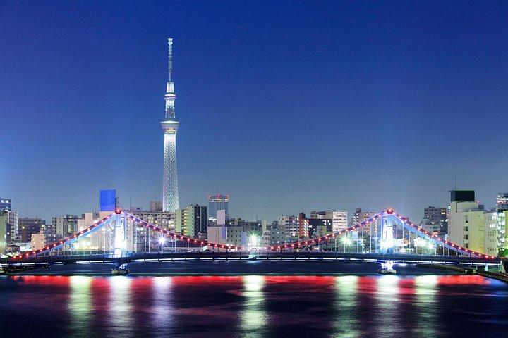 東京の隠れた路地を巡るセルフガイドツアー