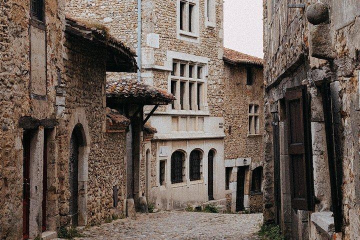 Beaujolais wijn en Perouges dorp hele dag gedeelde tour