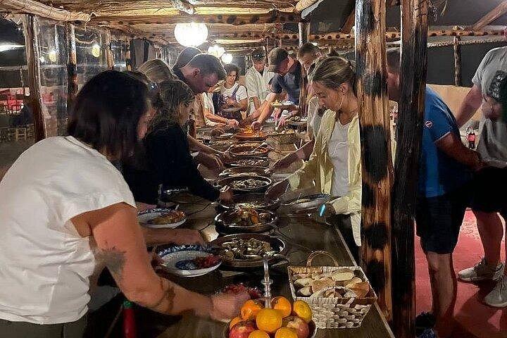 Magische dinershow en kamelritervaring in Agafay