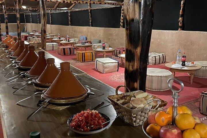 Magische dinershow en kamelritervaring in Agafay