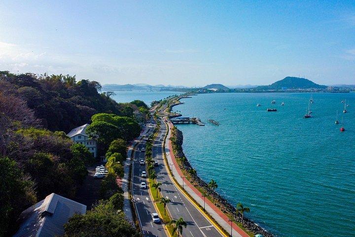 美しいパナマ運河ツアー-ビジターセンター＆カナルゾーン