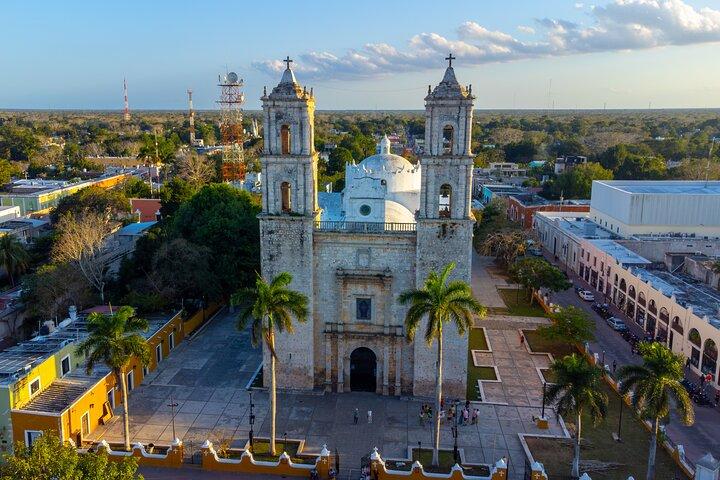 Chichen Itza, Transportation, lunch, cenote and Valladolid.