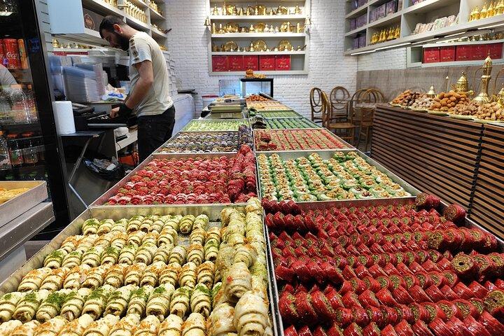 Visite culinaire privée - Saveurs cachées du marché Mahane Yehuda