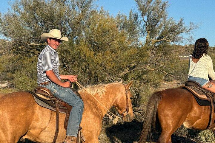 Contactez-nous pour réserver votre temps. Meilleurs Trail Rides en Arizona.