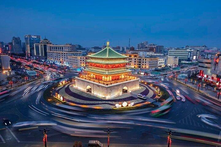 Tour privato in auto all'esercito di terracotta e alle attrazioni di Xi'an Ctiy